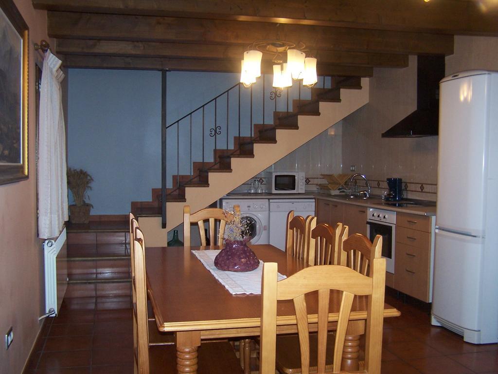 Maison d'hôtes Casa Rural Lo Ferrero à Belsué Extérieur photo